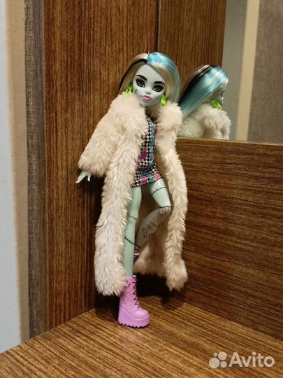 Сутенёрская шуба для монстер хай