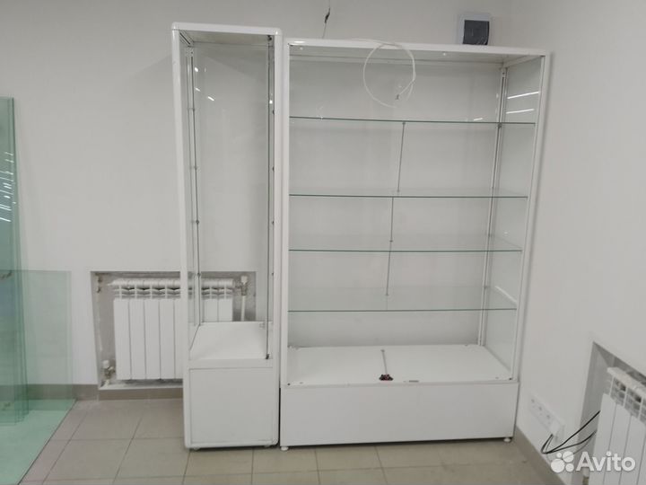 Стеклянная витрина бу