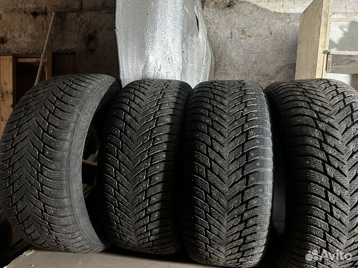 Nokian Tyres Hakkapeliitta 10 285/50 R20 116T