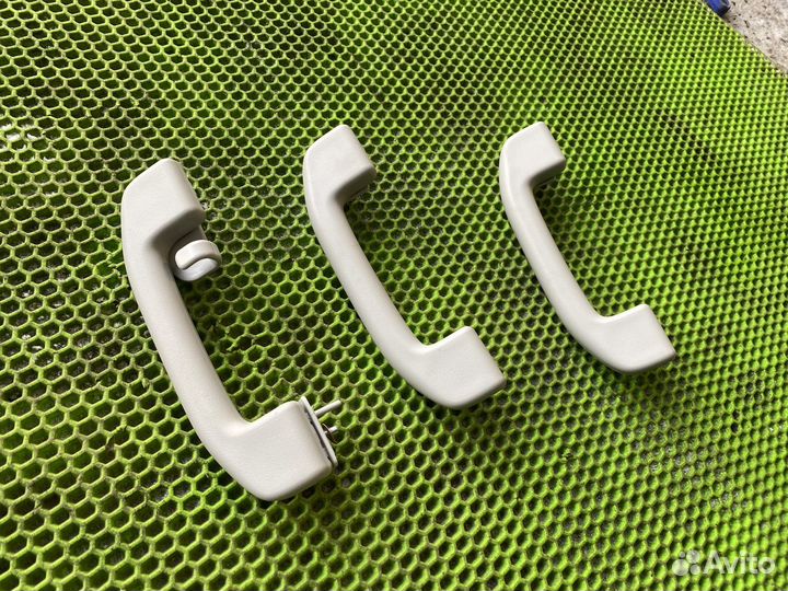 Ручка потолка на LADA Веста 2015-н.в