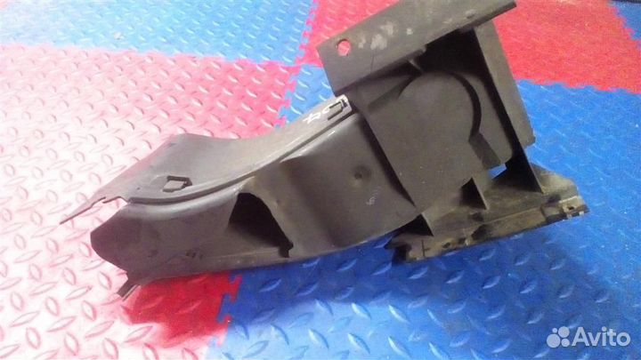 Воздуховод тормозного диска правый BMW X5 E53