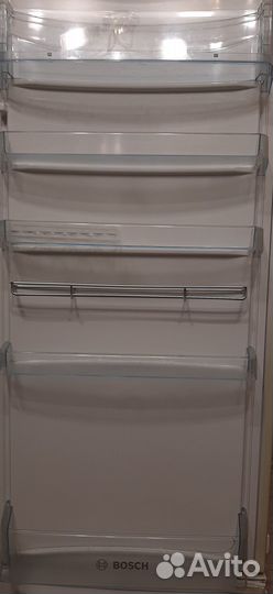 Холодильник Bosch двухкамерный