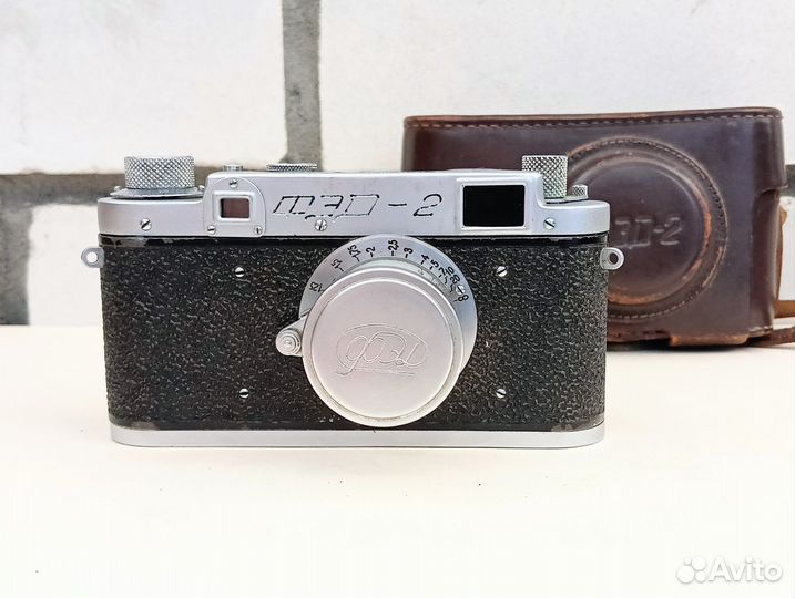 Фэд 2, квадратное окно, номер 001027