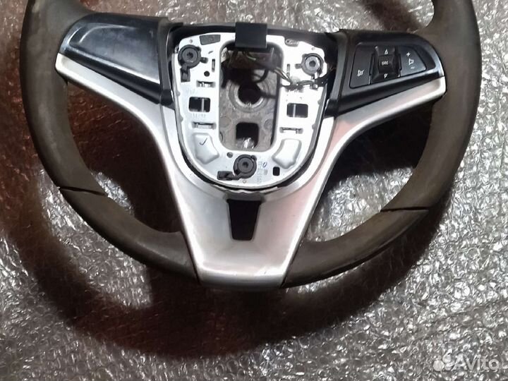 Руль Chevrolet Cruze J300 с подрулевой улиткой