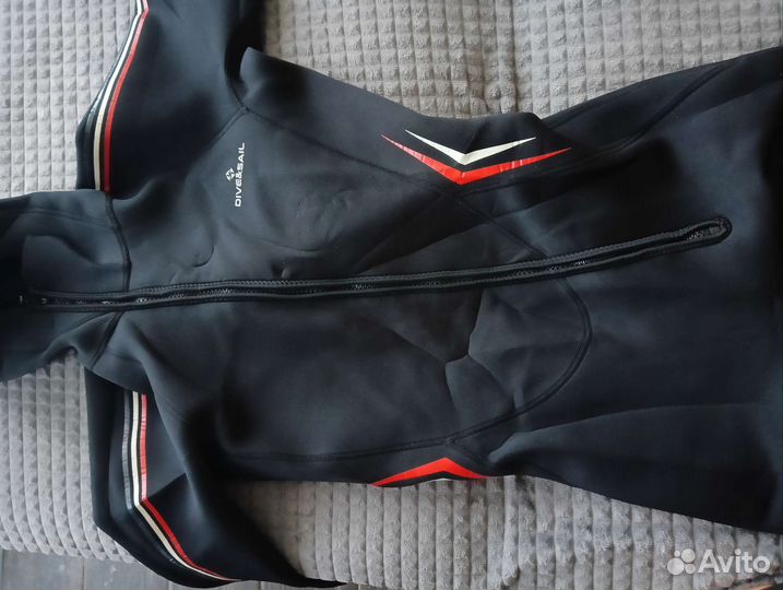 Костюм для дайвинга