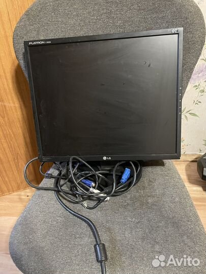 Монитор LG