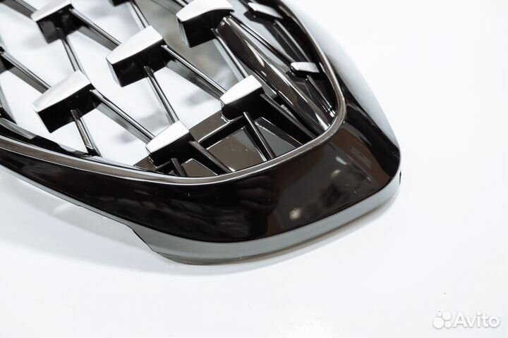 Решетка радиатора BMW G20 3-серия