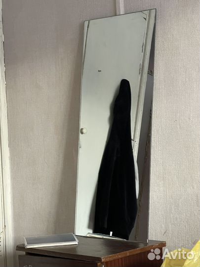 Зеркало настенное