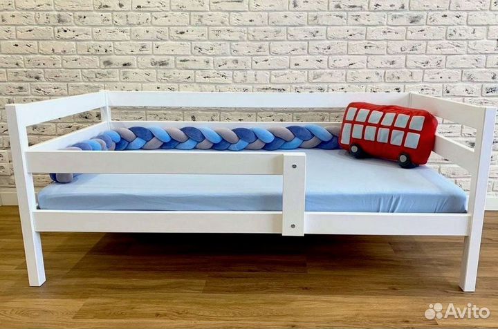 Кровать детская