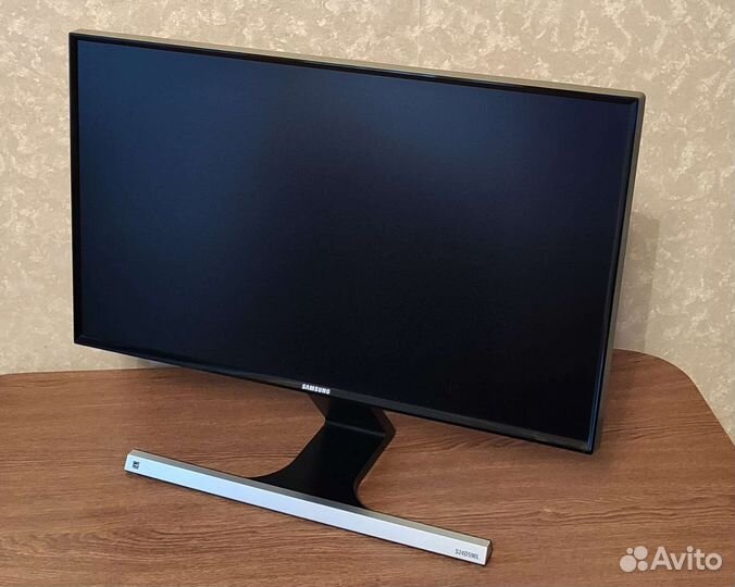 Монитор Samsung 23.6