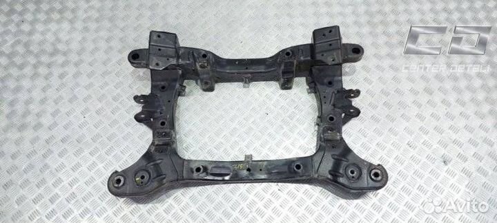 Передняя балка (подрамник) Hyundai H-1 624104H200