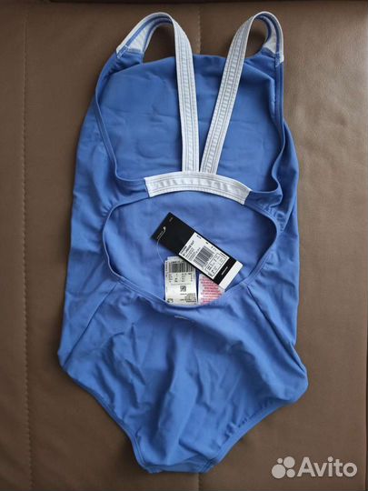 Новый спортивный купальник Adidas для девушки