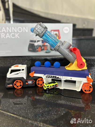 Грузовик с пушкой и машинкой Happy Baby