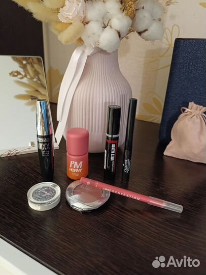 Набор косметики пакетом