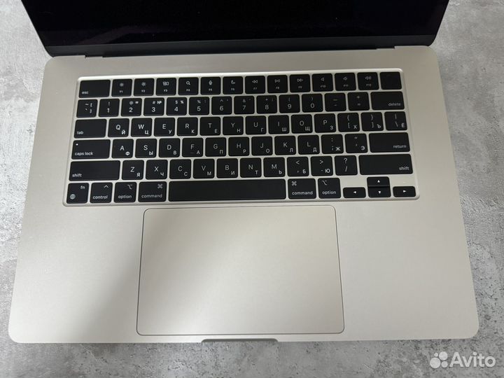 Apple Macbook Air 15 m2