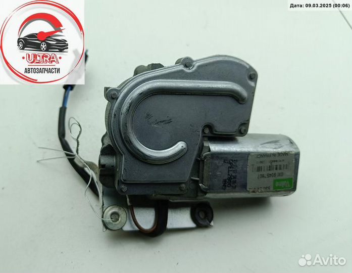 Двигатель стеклоочистителя заднего (моторчик дворников) б/у Opel Omega B 90457807