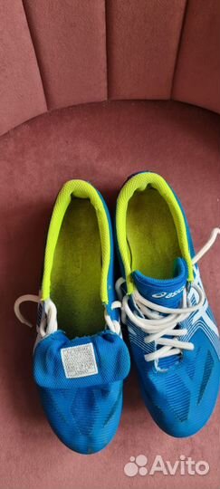 Шиповки Asics для бега 39 р