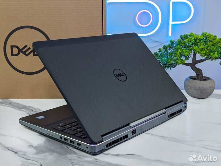 Dell Precision 7510 i5-6300HQ AMD R9 M375X