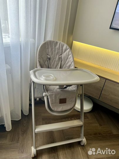 Стульчик для кормления Happy baby