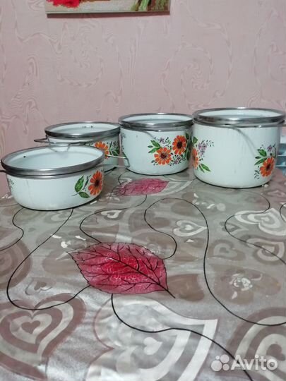 Кастрюли эмалированные