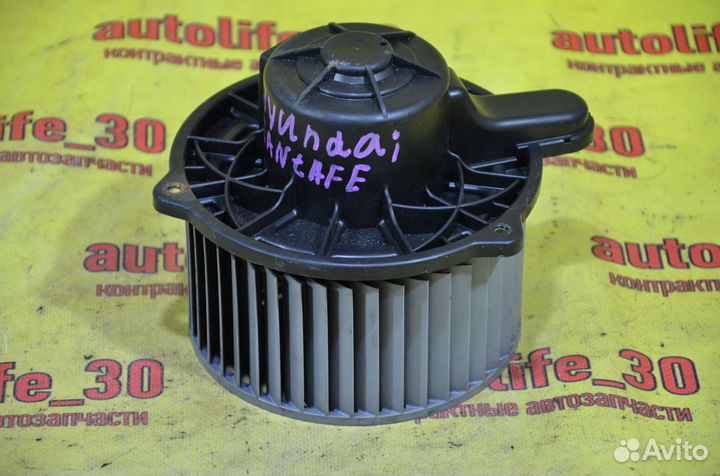 Моторчик отопителя Hyundai Santa FE 2