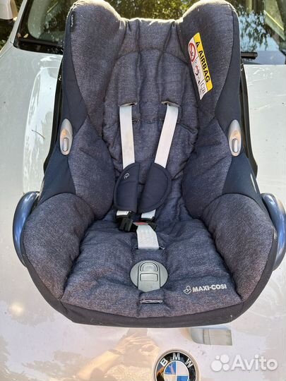 Детское автокресло от 0 maxi cosi
