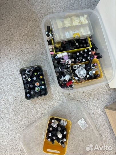 Гель-лаки, лаки для стемпинга,типсы