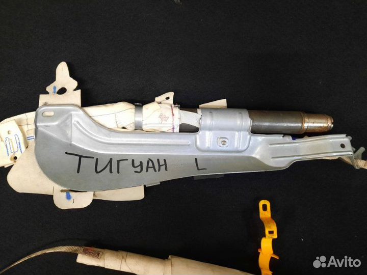 Шторка безопасности Volkswagen Tiguan