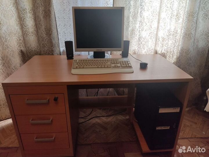 Компьютерный стол бу