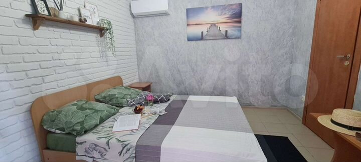 Комната 14 м² в 6-к., 2/2 эт.