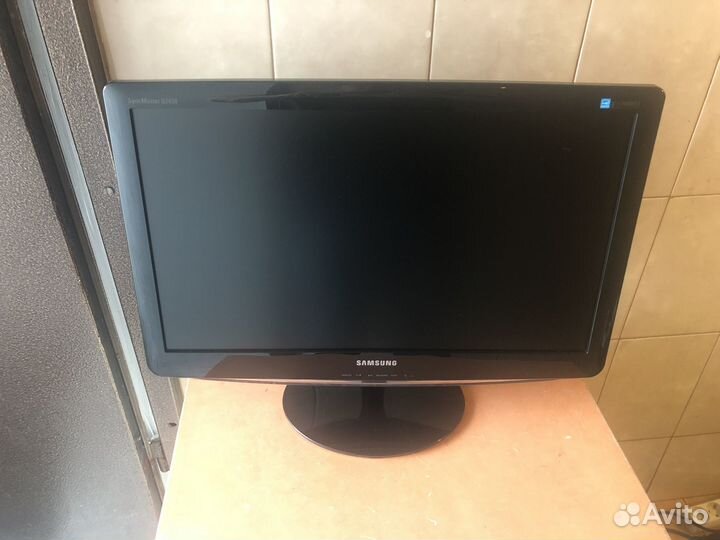 Монитор Samsung 24 дюйма