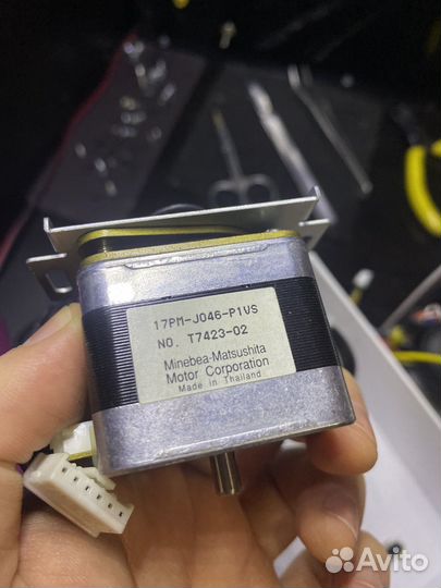 Шаговый двигатель 17PM-J046-P1VS