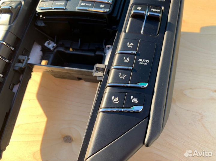 Блок управления климат-контролем Porsche Cayenne