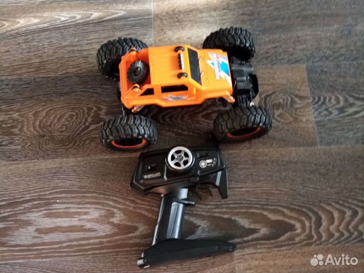 Машина на радиоуправлении