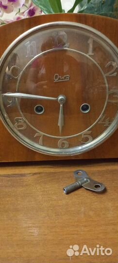 Старинные часы с боем