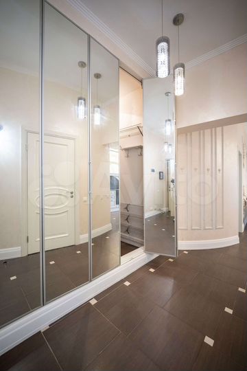 2-к. квартира, 68 м², 3/20 эт.