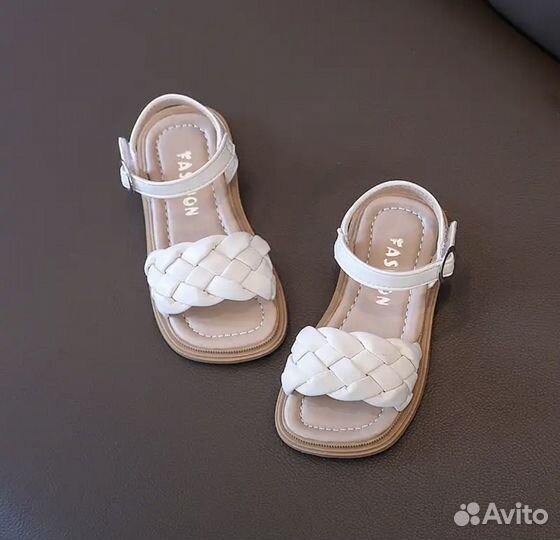 Босоножки для девочки