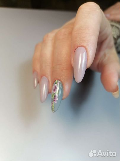 Маникюр, наращивание ногтей