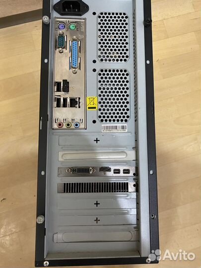 Amd phenom II x4 965 /12gb/ssd+hdd/R7 250