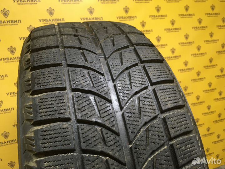 Bridgestone Blizzak WS-60 235/55 R17 99R