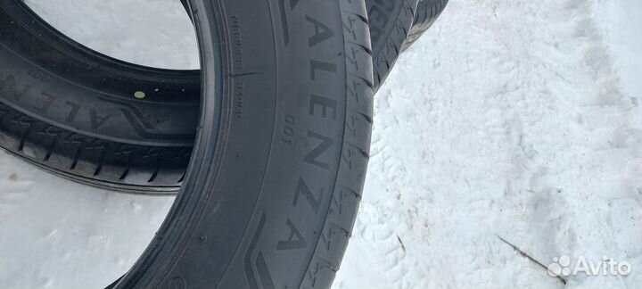 Bridgestone Alenza 001 225/65 R17