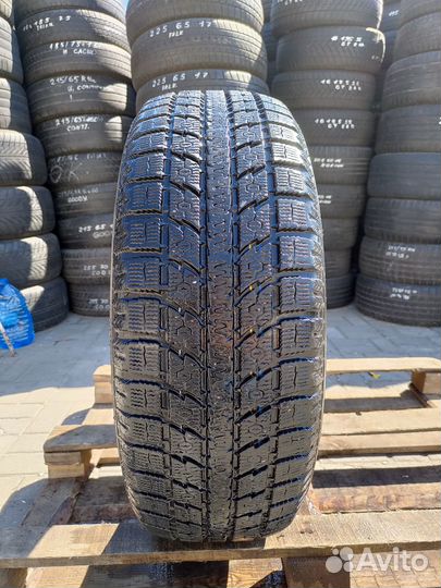 Toyo Observe GSi-5 235/55 R20 102Q