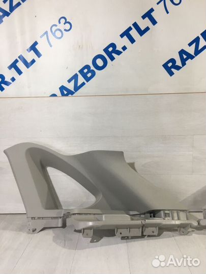 Обивка стойки заднего стекла LADA xray 1.6 мт