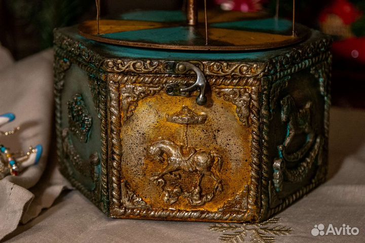Музыкальная карусель шкатулка