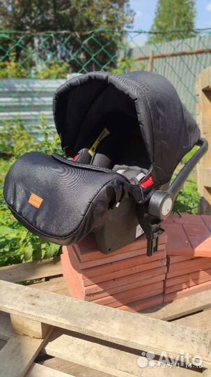 Коляска luxmom 3 в 1