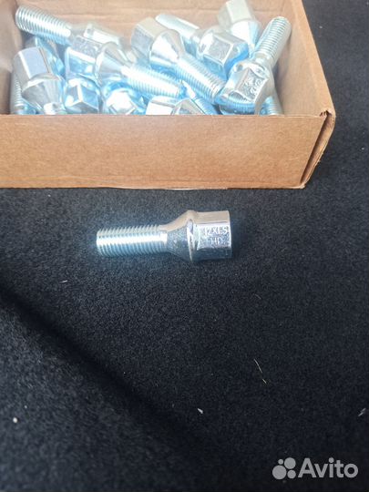 Колесные болты 12х1.5. Секретки М12х1,5 28мм