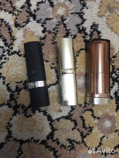 Блеск для губ, помады, тени