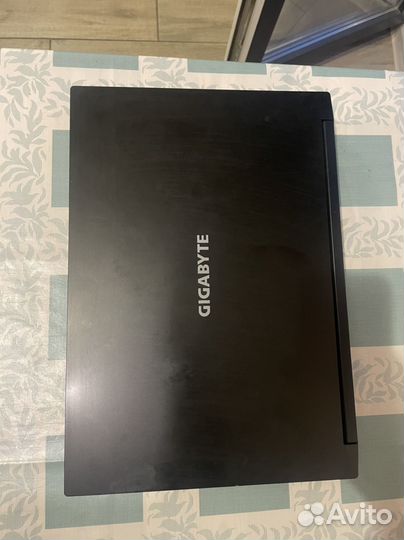 Игровой ноутбук gigabyte
