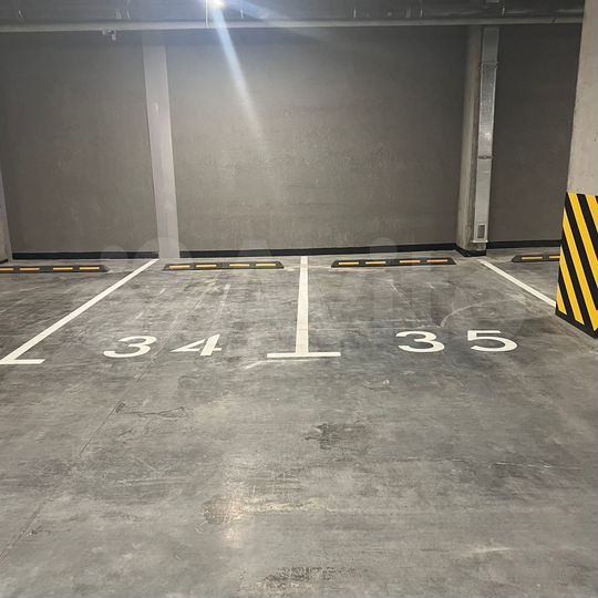 Машиноместо, 17 м²