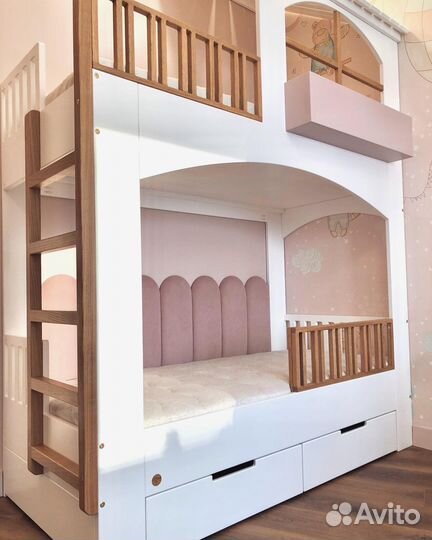 Кровать-замок